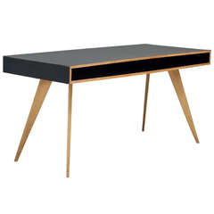 Veröffentlicht 1950er Freistehender Holzschreibtisch des Schweizer Designers Hans Bellman