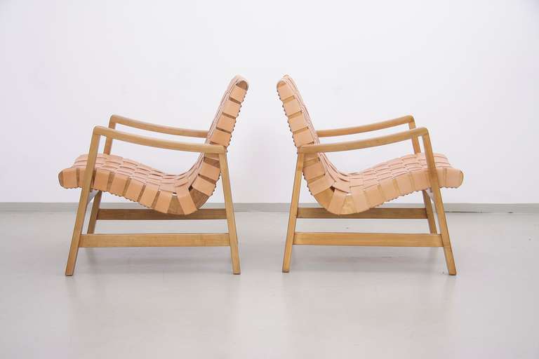 Mid-Century Modern Early pair of 652 W Lounge Chairs by Jens Risom for Knoll