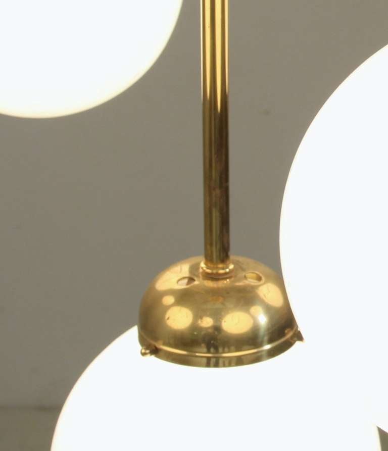 Très grand lustre allemand à dix bras en laiton, années 1960 en vente 1