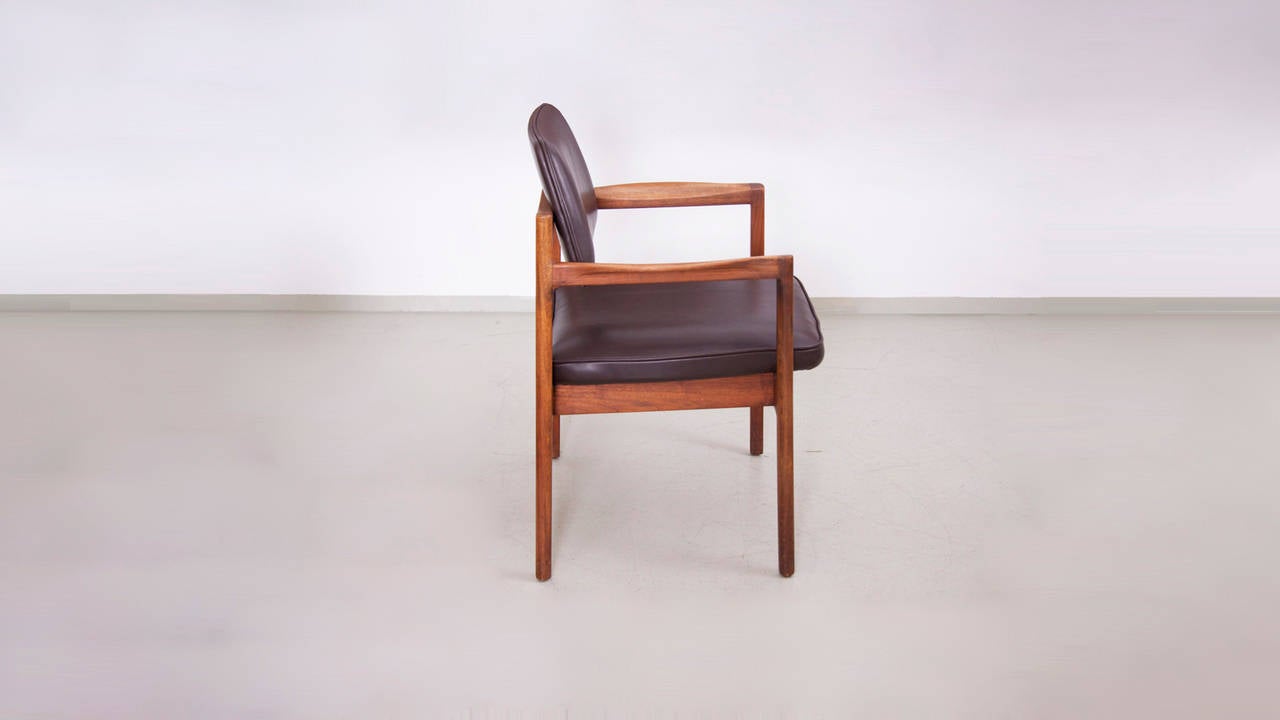 Mid-Century Modern Jens Risom Armchair in Walnut and Leather by Jens Risom Inc. For Sale