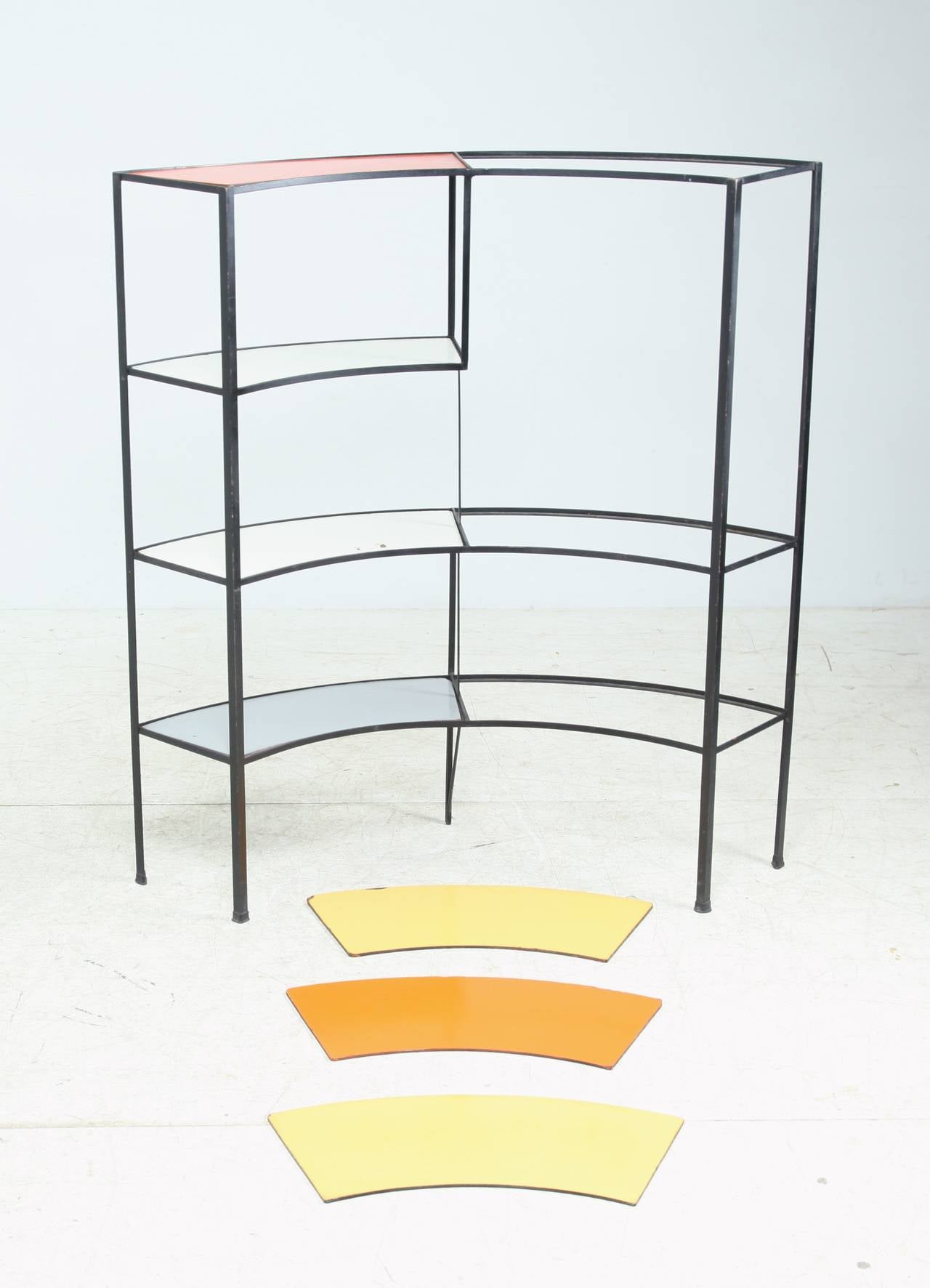 e shaped shelf
