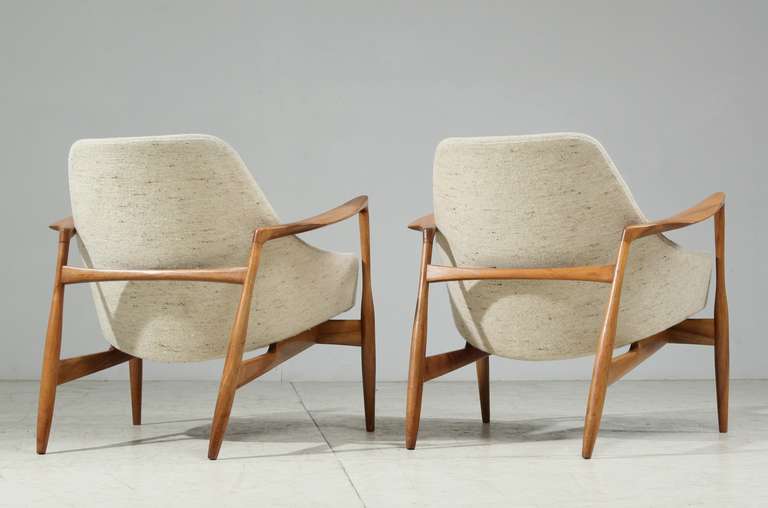 Scandinavian Modern A Pair Of Scandinavian Lounge Chairs