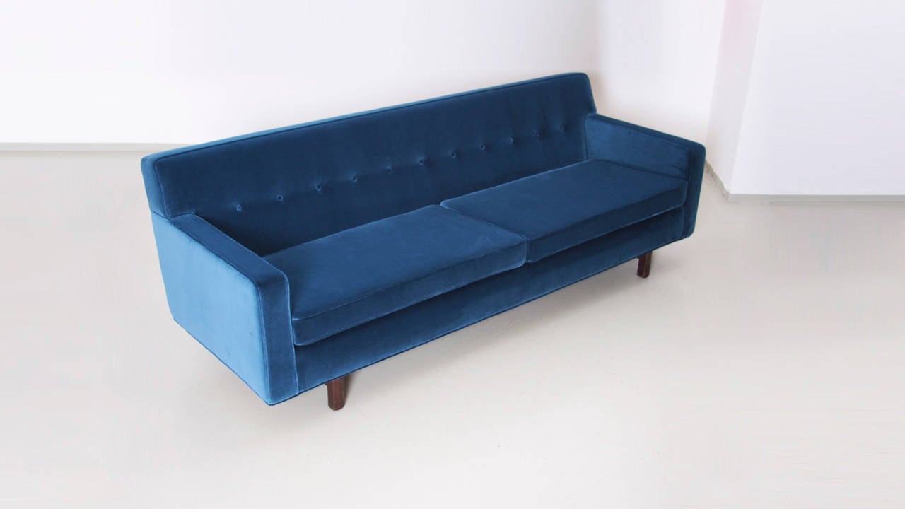 Very American 1960s sofa by Edward Wormley for Dunbar newly reupholstered in dedar velvet. Mint!