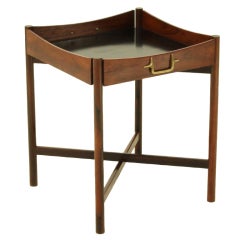 Rosewood foldable tray table