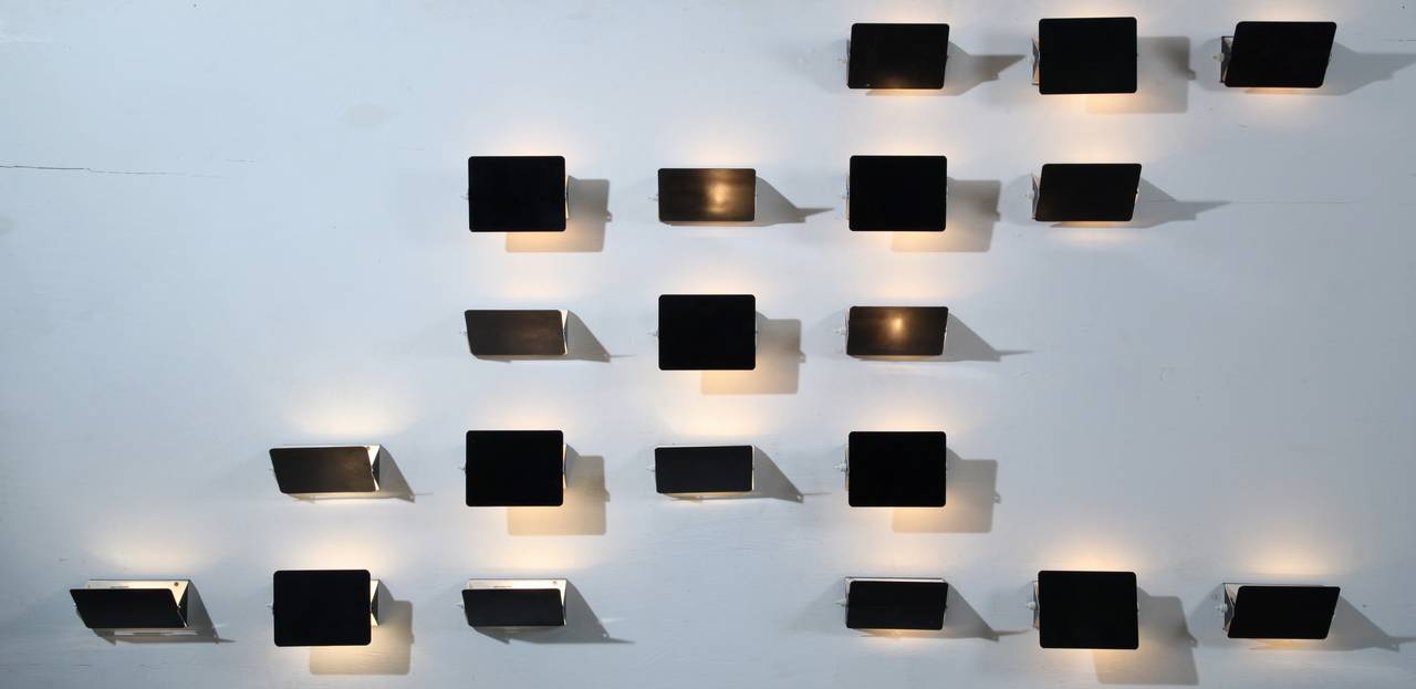 Smaltato Installazione di 20 Appliques CP1 di Charlotte Perriand, Francia, anni '60 in vendita