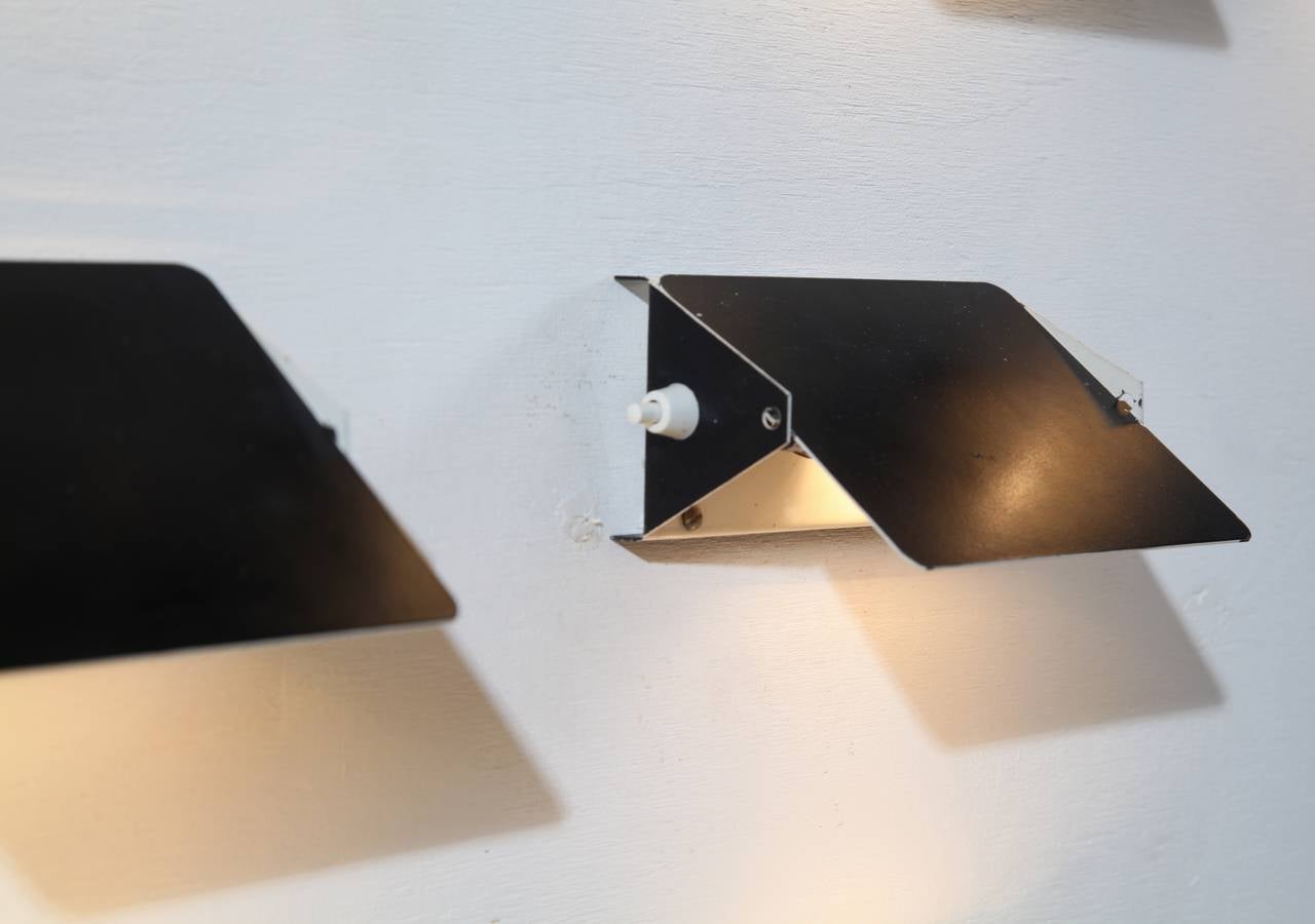 Installazione di 20 Appliques CP1 di Charlotte Perriand, Francia, anni '60 In condizioni ottime in vendita a Maastricht, NL