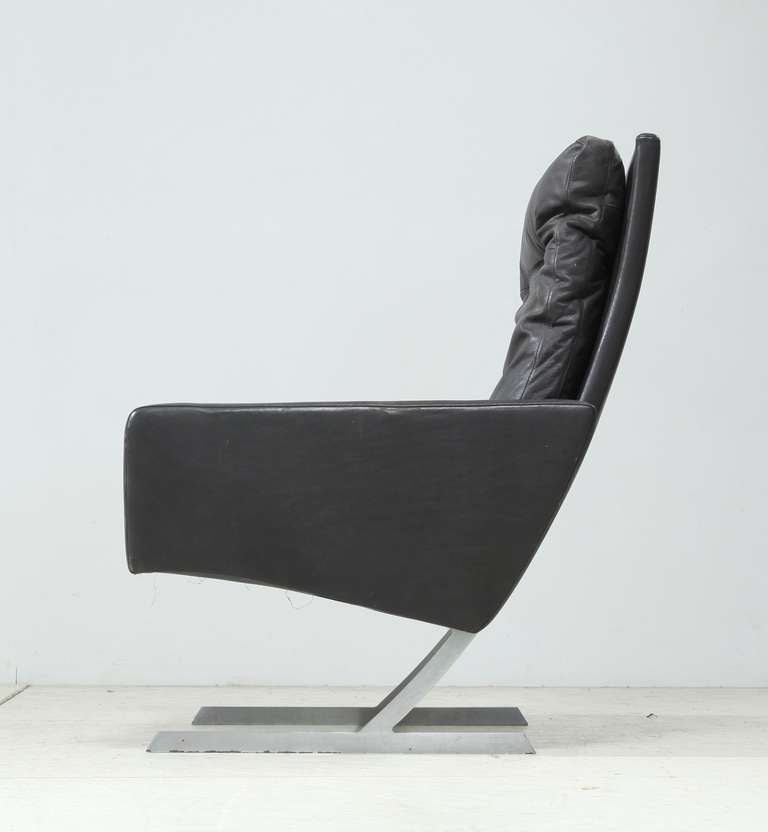 Scandinavian Modern Finn Juhl Bwana Chair In Black Leather