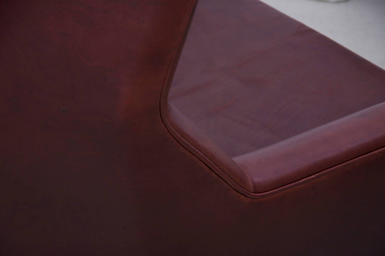 Rare Large Jens Risom Lounge Chair in Leather For Sale 3