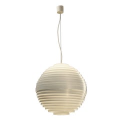 White Metal Ring Moon Lamp