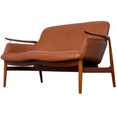Finn juhl NV-53 sofa in leather