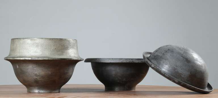 Mid-Century Modern Lorenzo Burchiellaro Sculptural Patinated Bronze Bowl, Italy, 1960s For Sale