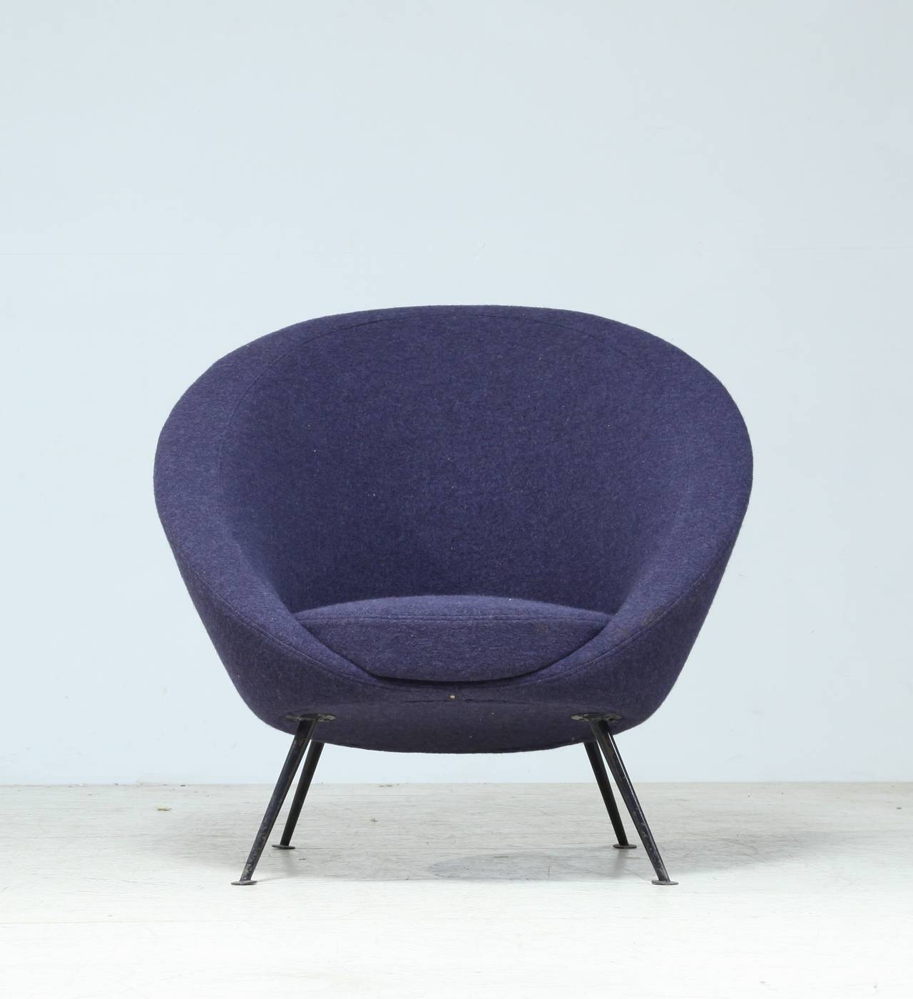 Italian Rare Ico Parisi Egg Chair Model 813 in Original Upholstery, Cassina, Italy, 1950 For Sale