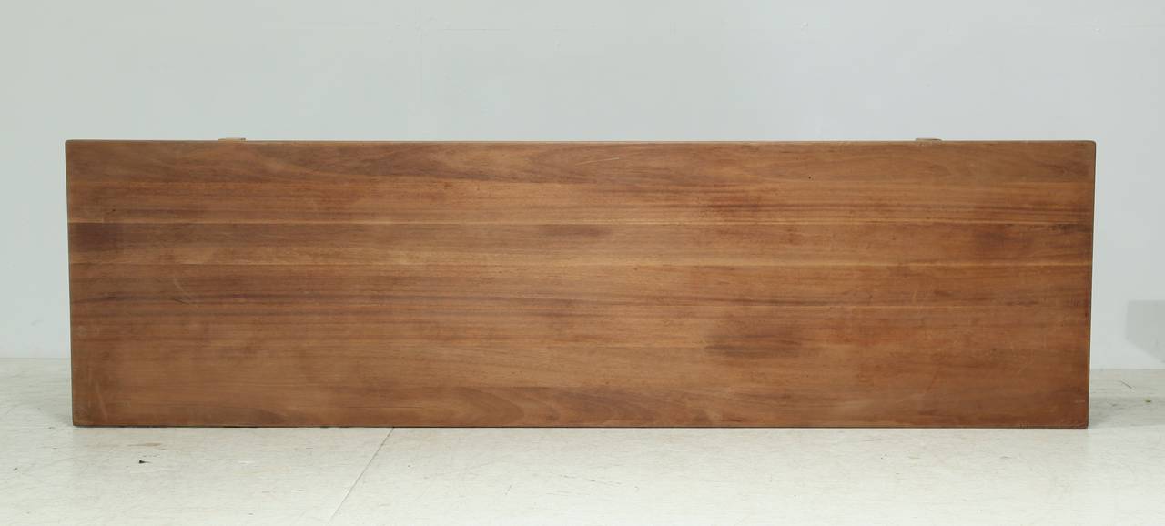 Charlotte Perriand Brazil-Tisch aus Teakholz, Frankreich, 1960er Jahre (Moderne der Mitte des Jahrhunderts) im Angebot