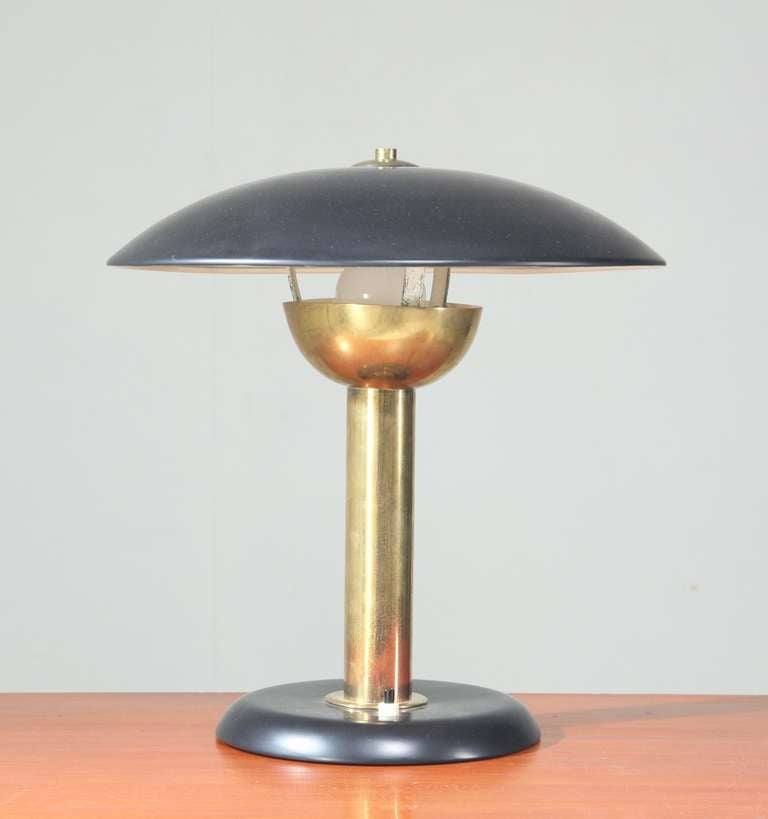 Mid-Century Modern Italian Black Metal and Brass Table Lamp, Italy, 1950s For Sale