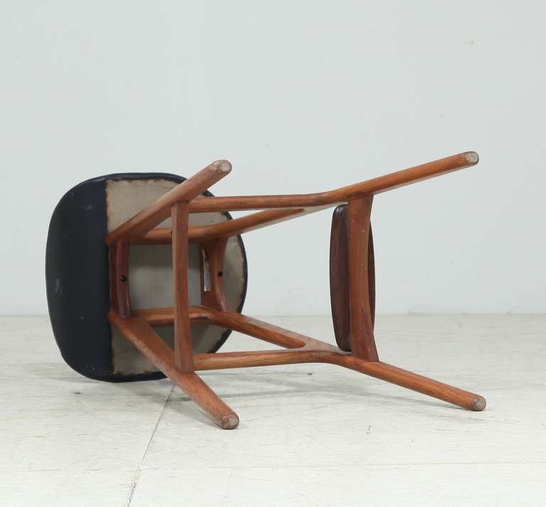 Mid-20th Century Erik Buck OD61 Bar Stool for Oddense Maskinsnedkeri with Label For Sale