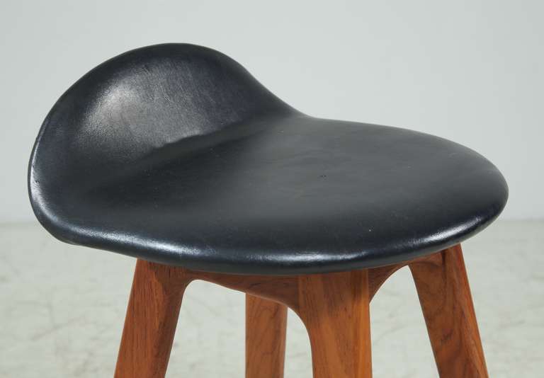 Faux Leather Erik Buck OD61 Bar Stool for Oddense Maskinsnedkeri with Label For Sale