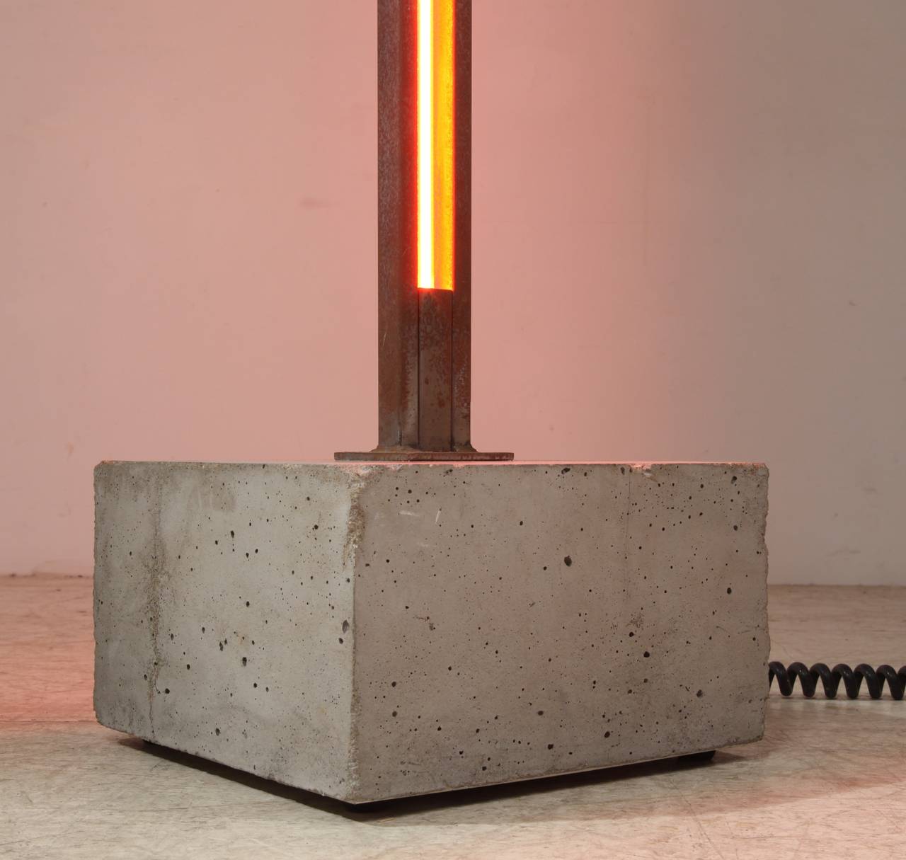 Pentagon Concrete and Steel Neon Floor Lamp by Gerd Arens, Germany, 1980s For Sale 1