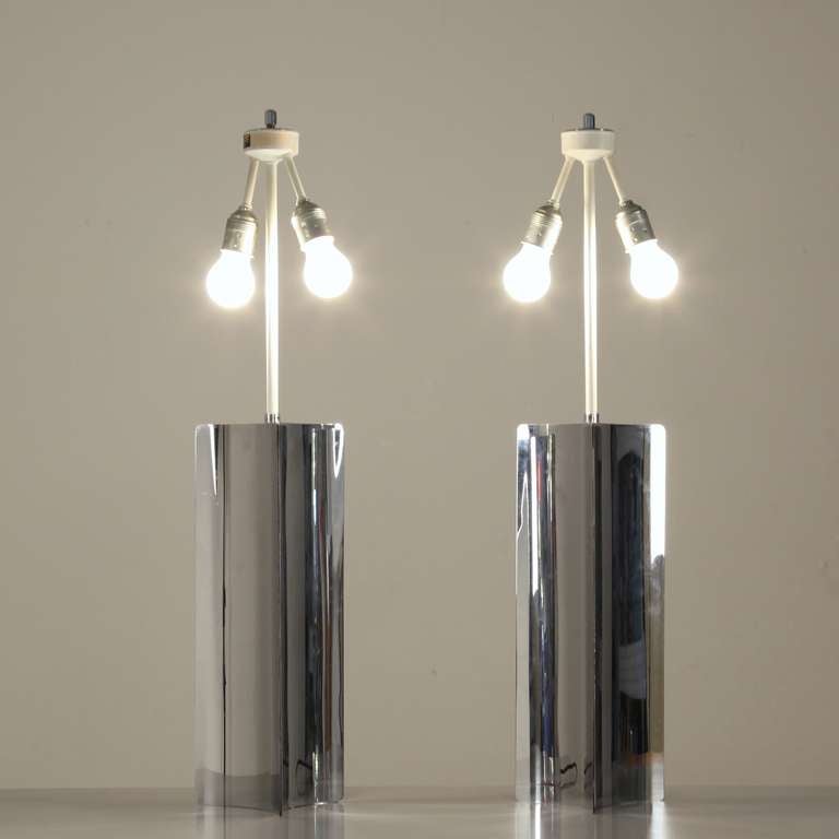 Unknown Pair XL 1960s table/console lamps with folded chrome base and fabric hood For Sale