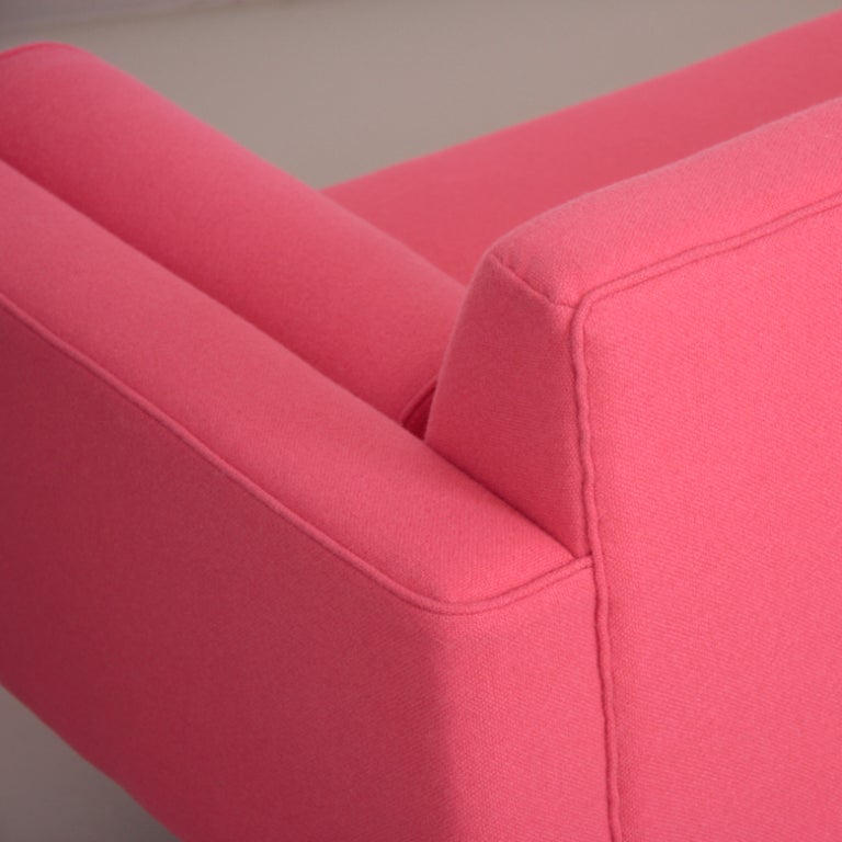 American George Nelson 0693 Sofa  for Herman Miller in pink