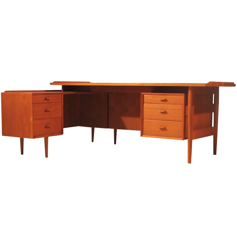 Arne Vodder large teak desk by for Sibast, Denmark, 1950s For Sale