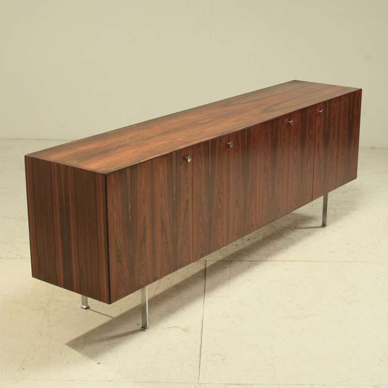 Mid-Century Modern Large 1960s Rosewood Sideboard by Poul Norreklit For Sale