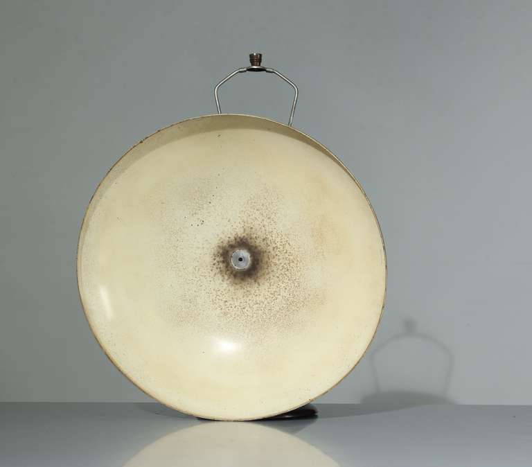 Jumo table lamp with bakelite base, France, 1950s In Good Condition For Sale In Maastricht, NL