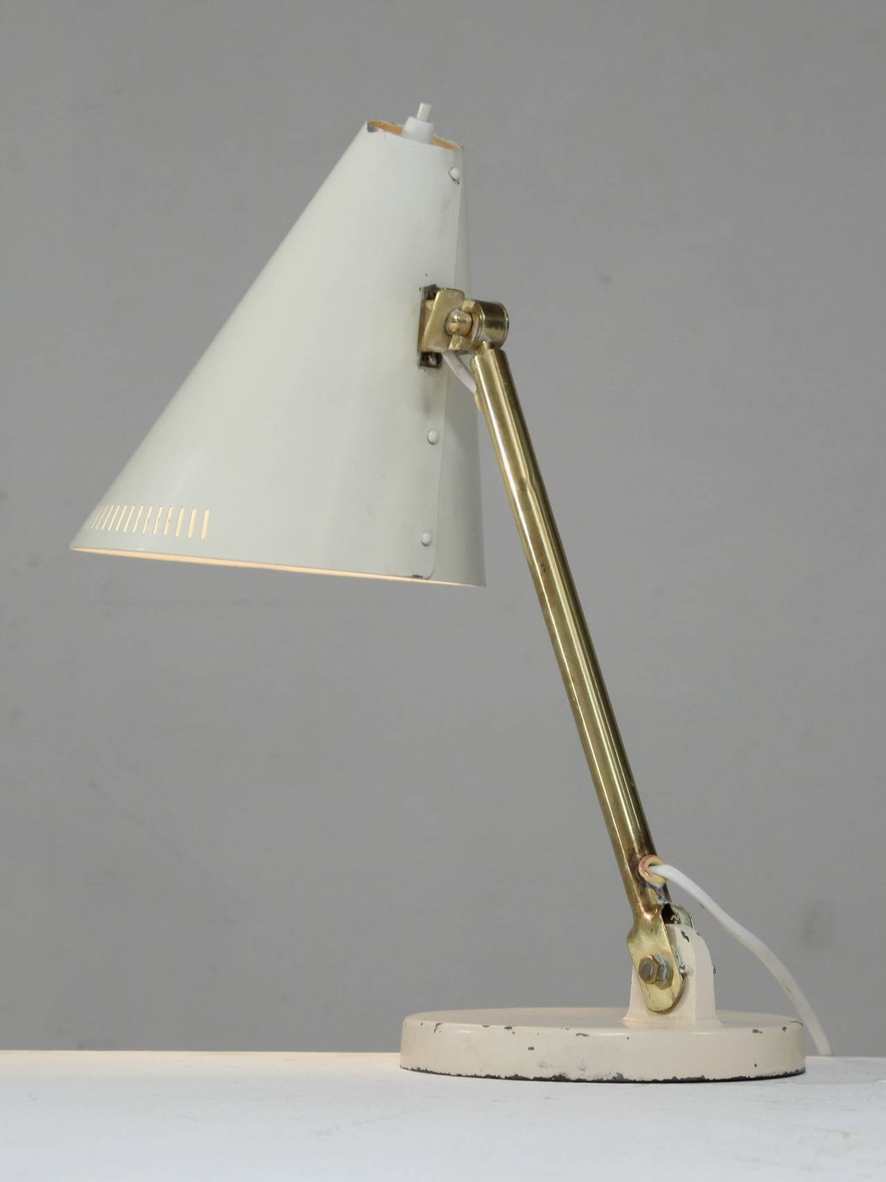 Scandinavian Modern Paavo Tynell table lamp for Taito, Finland, 1950s For Sale