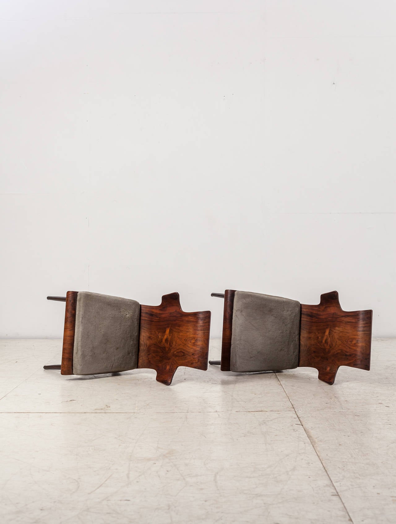 Ebonized Dante Latorre Rare Pair of Chairs for Pozzi e Verga. Italian, 1960s For Sale