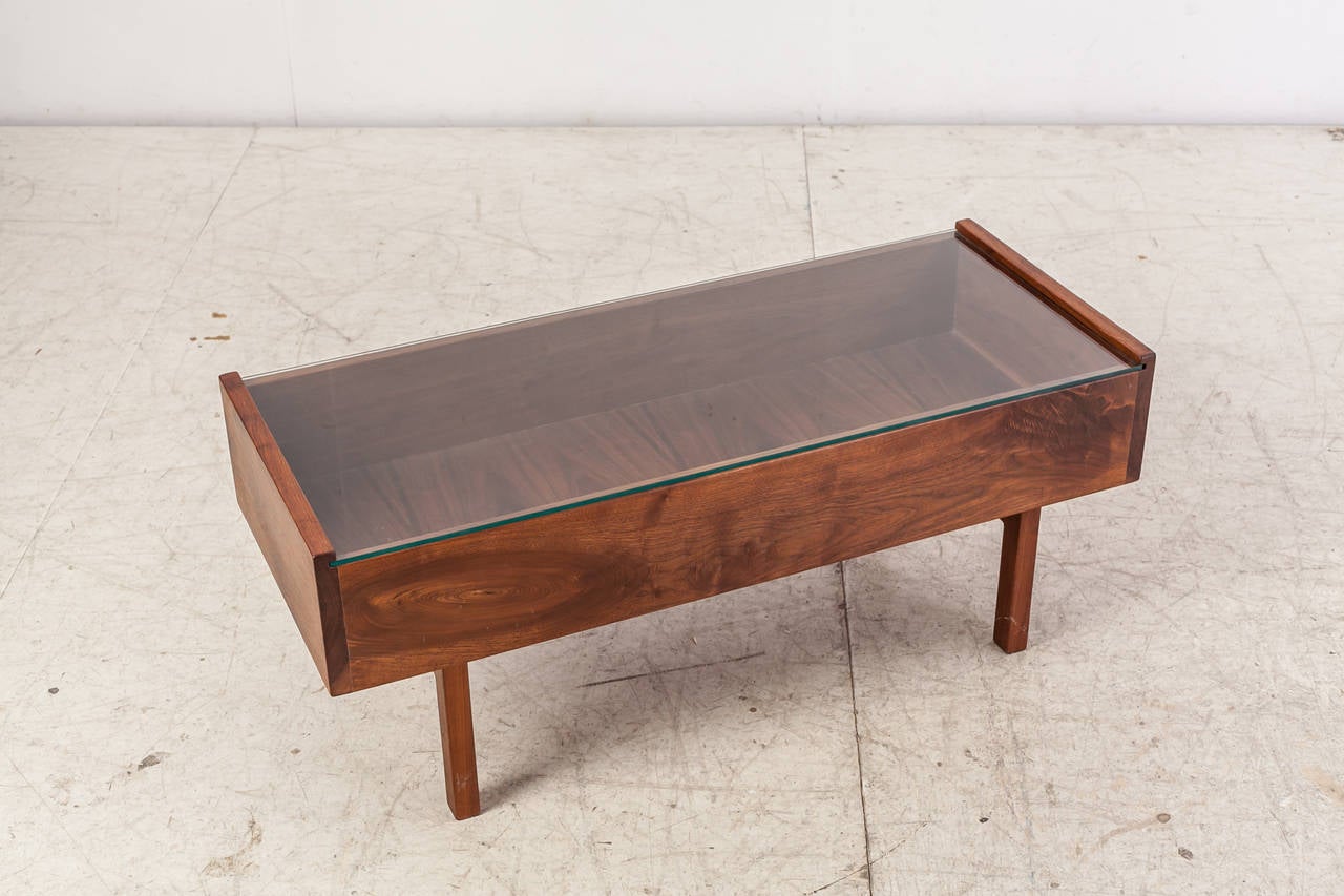 Arden Riddle Coffee Table with Glass Top For Sale at 1stDibs