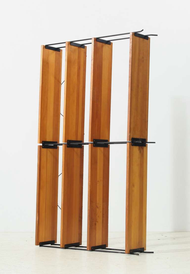 Minimalist iron and wood room divider / stelve unit In Good Condition In Maastricht, NL