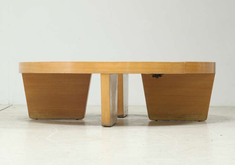 Mid-Century Modern Harvey Probber Nuclear Coffee Table in Blonde Mahogany For Sale