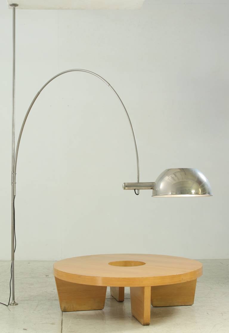 Ceiling to Floor Lamp by Florian Schulz with Adjustable Arc, Germany, 1970s In Good Condition For Sale In Maastricht, NL
