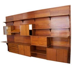 Poul Cadovius Royal Wall Unit by Cado in teak Poul Cadovius Royal Wall Unit by Cado in teak