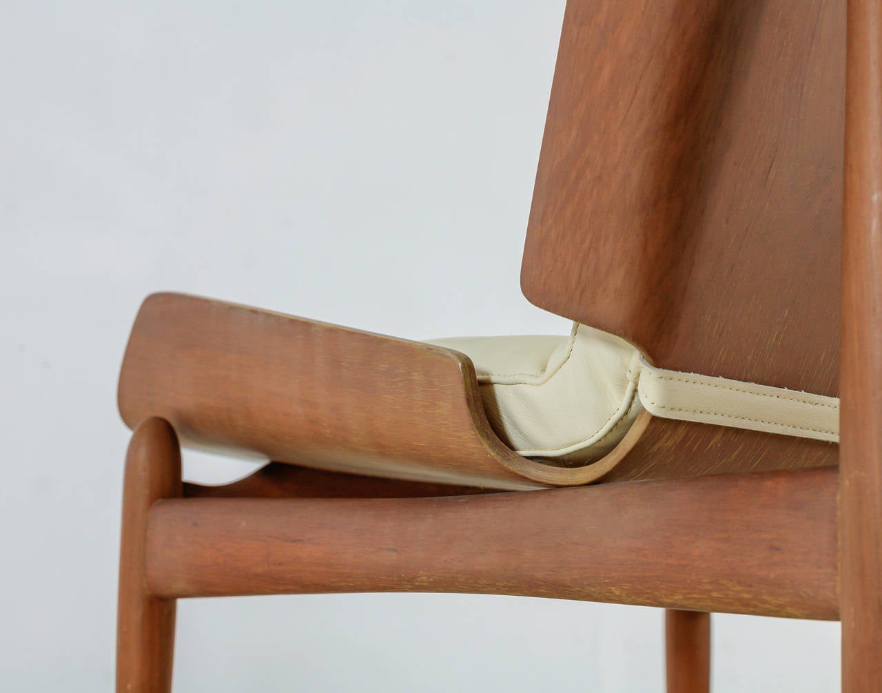 Pair of Folded Plywood and Leather Italian Side Chairs, 1950s For Sale