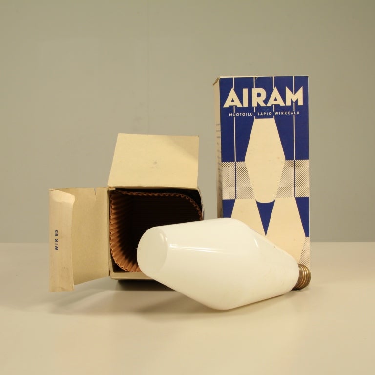 Colored Airam Lightbulbs by Tapio Wirkkala, US Voltage. Idman, Finland, 1950s For Sale 1