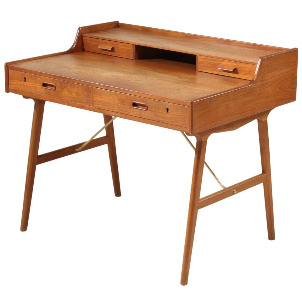 Model #56 desk by Arne Wahl Iversen