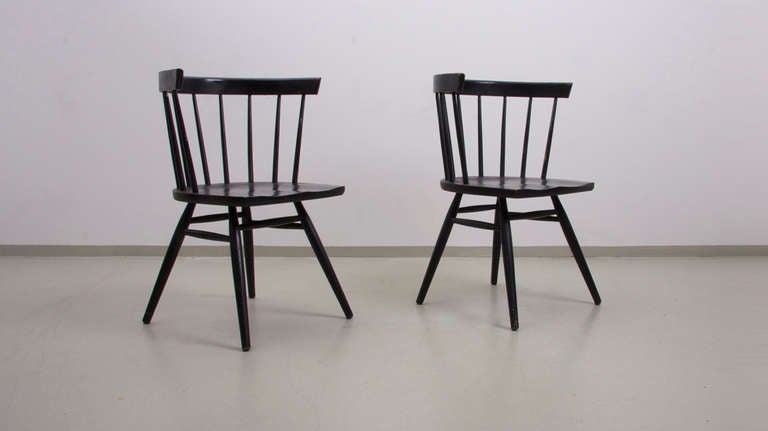 Pair of Straight Chairs by George Nakashima for Knoll In Good Condition In Maastricht, NL