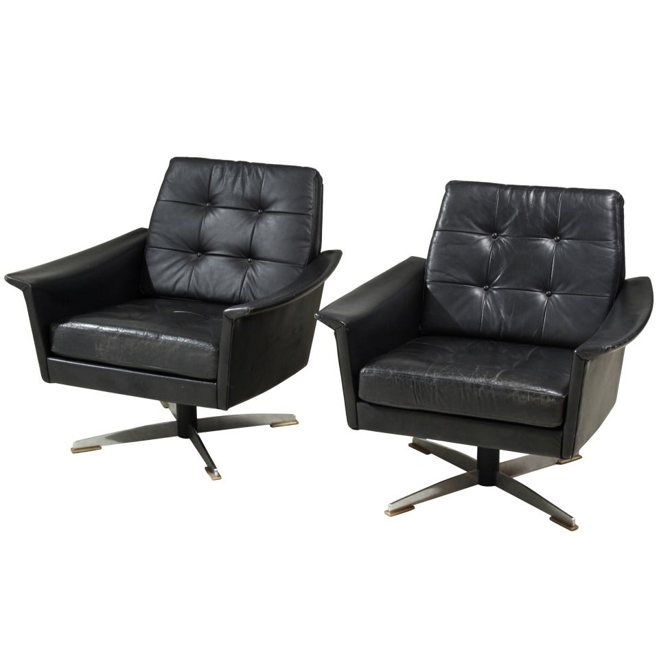 Pair Swiveling Black Leather Club Chairs For Sale