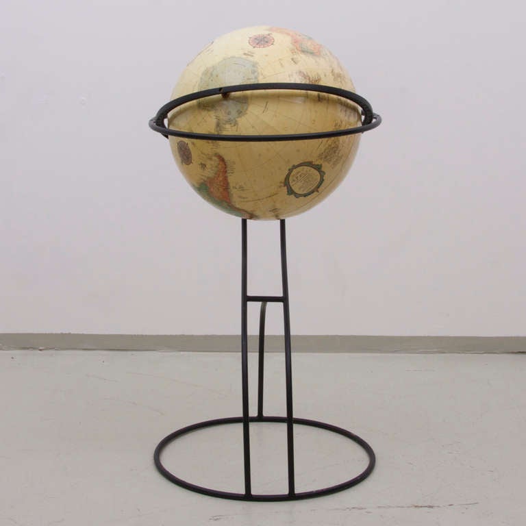 Mid-Century Modern American Mid Century Modern Globe from the 50's For Sale