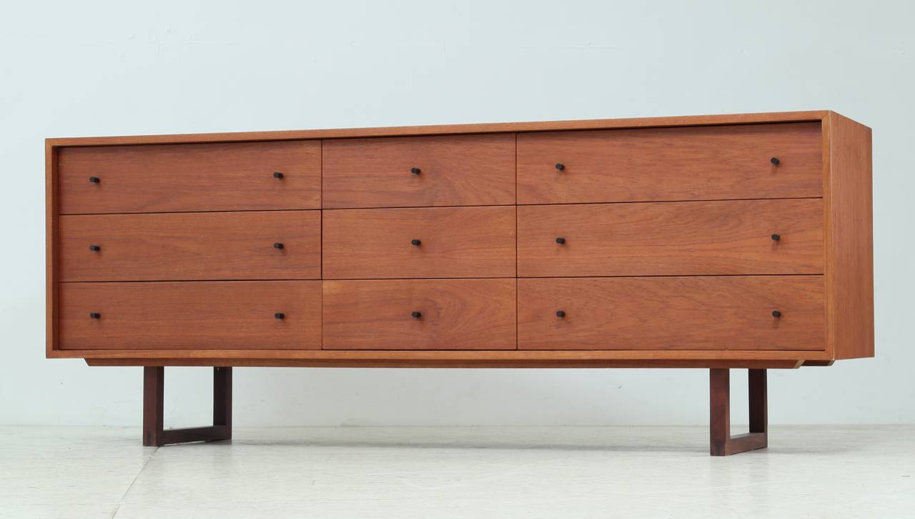 rs associates furniture montreal