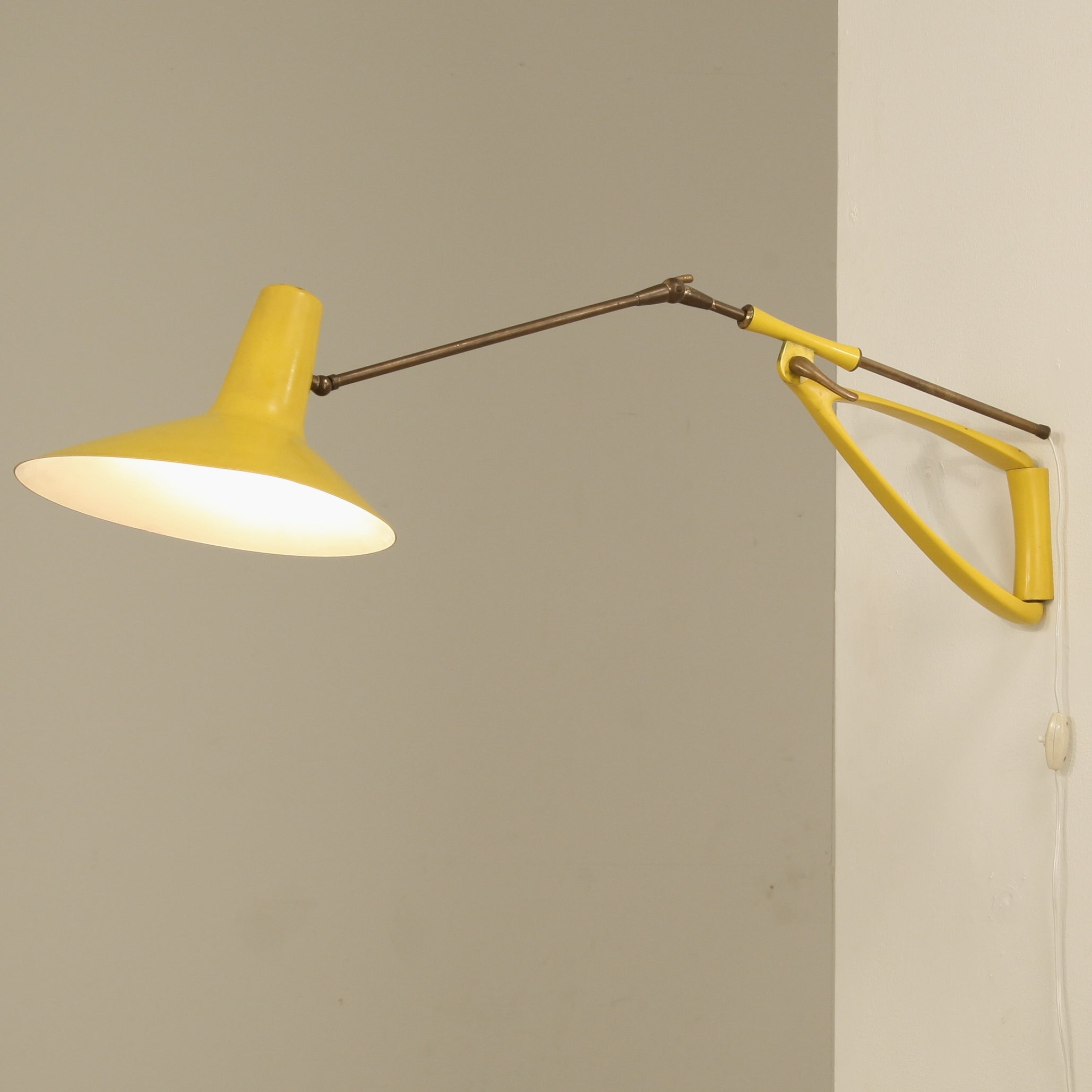 Stilnovo Yellow Metal Extendable Kite Lamp. Italy, 1950s For Sale