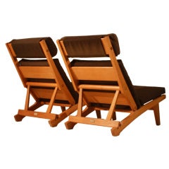 Pair AP71 chairs by Hans Wegner