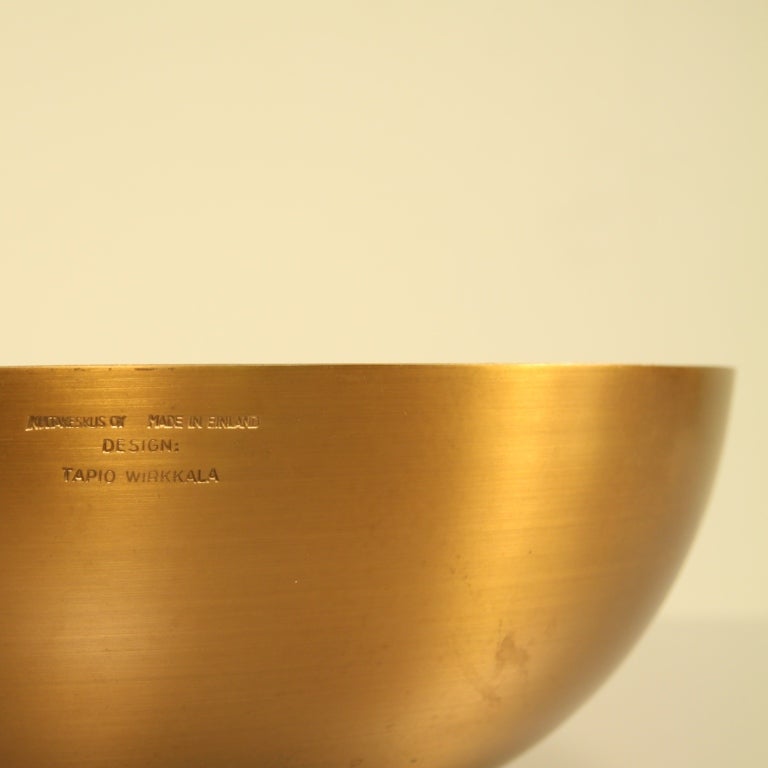 Finnish Handplated brass fruitbowl by Tapio Wirkkala for Kultakeskus Oy For Sale