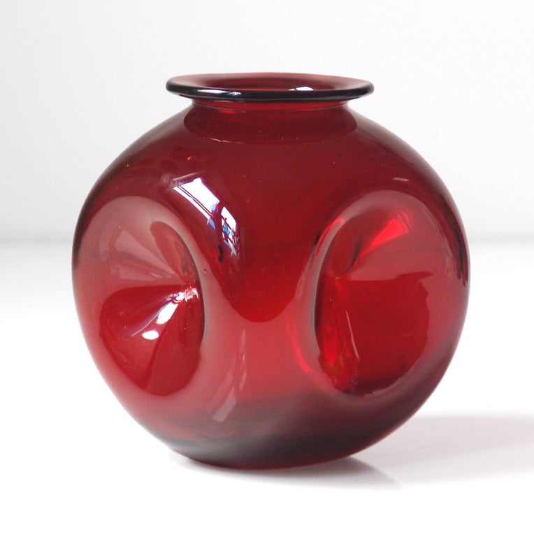 Quadruple-indent ball vase, designed by Winslow Anderson in 1948, executed in the very rare and important color 