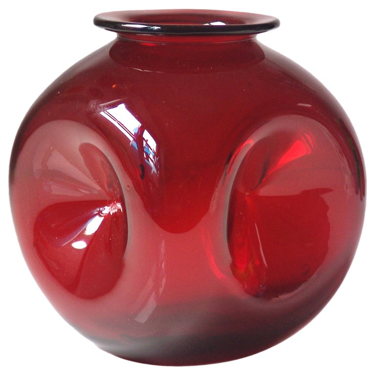 True Ruby Red 1948 indent vase by Winslow Anderson for Blenko For Sale