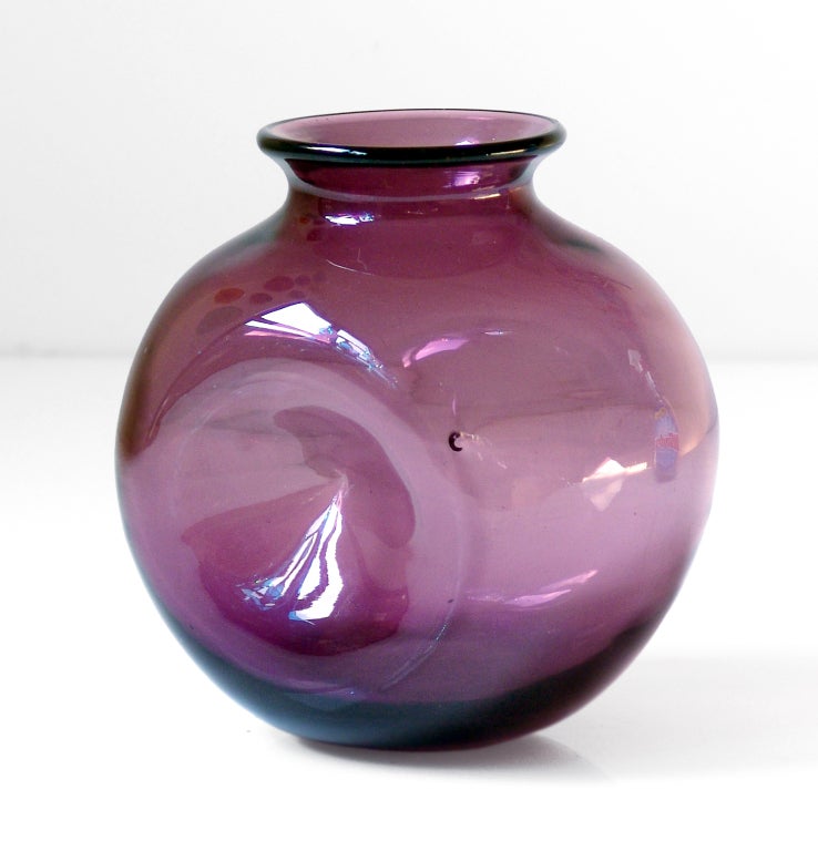 ______

(Items also available individually, please email to inquire.)

LEFT: double indent vase, designed by Winslow Anderson in 1948.
Design #903-2 in Amethyst, pictured in the 1948 catalog