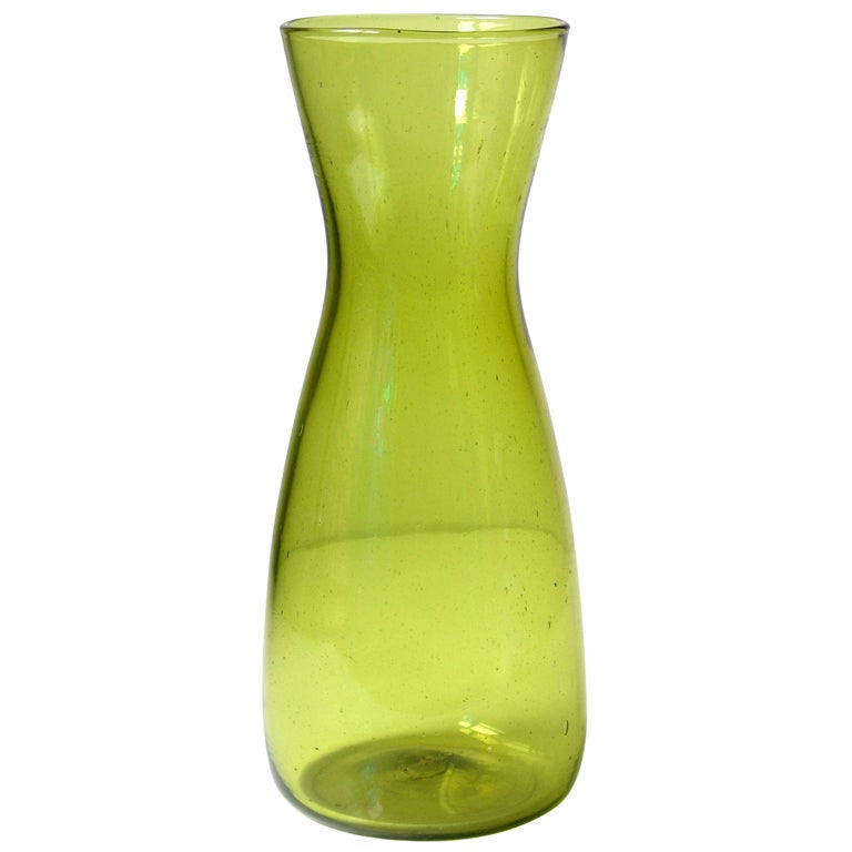 Large and Graceful 1948 Vase by Winslow Anderson for Blenko For Sale