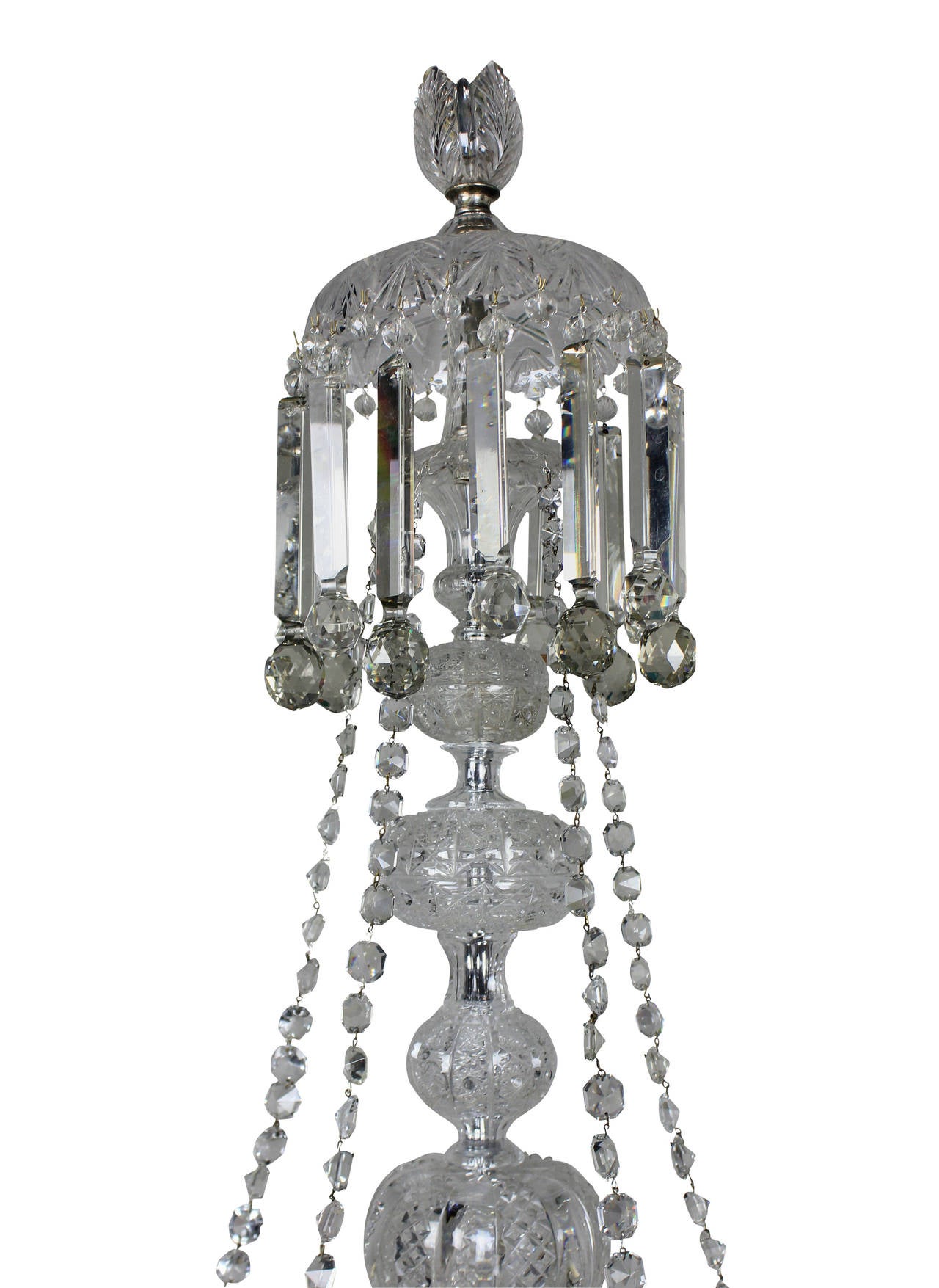 Large English Cut-Glass Chandelier of Good Quality In Excellent Condition In London, GB