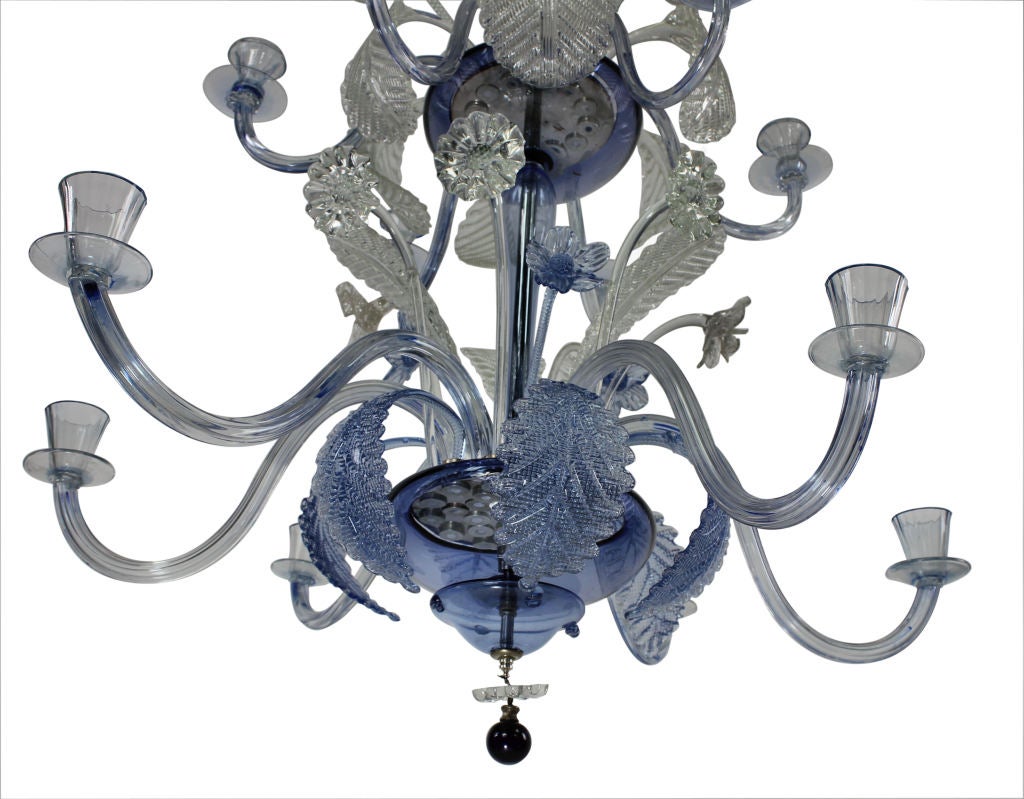 Large Venetian Chandelier in Pale Blue Glass In Good Condition In London, GB