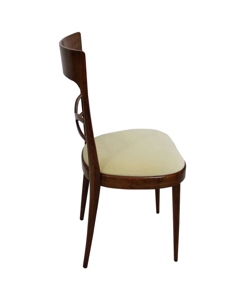 Mid-20th Century A Set of Six Elegant Italian Dining Chairs in Cherry Wood